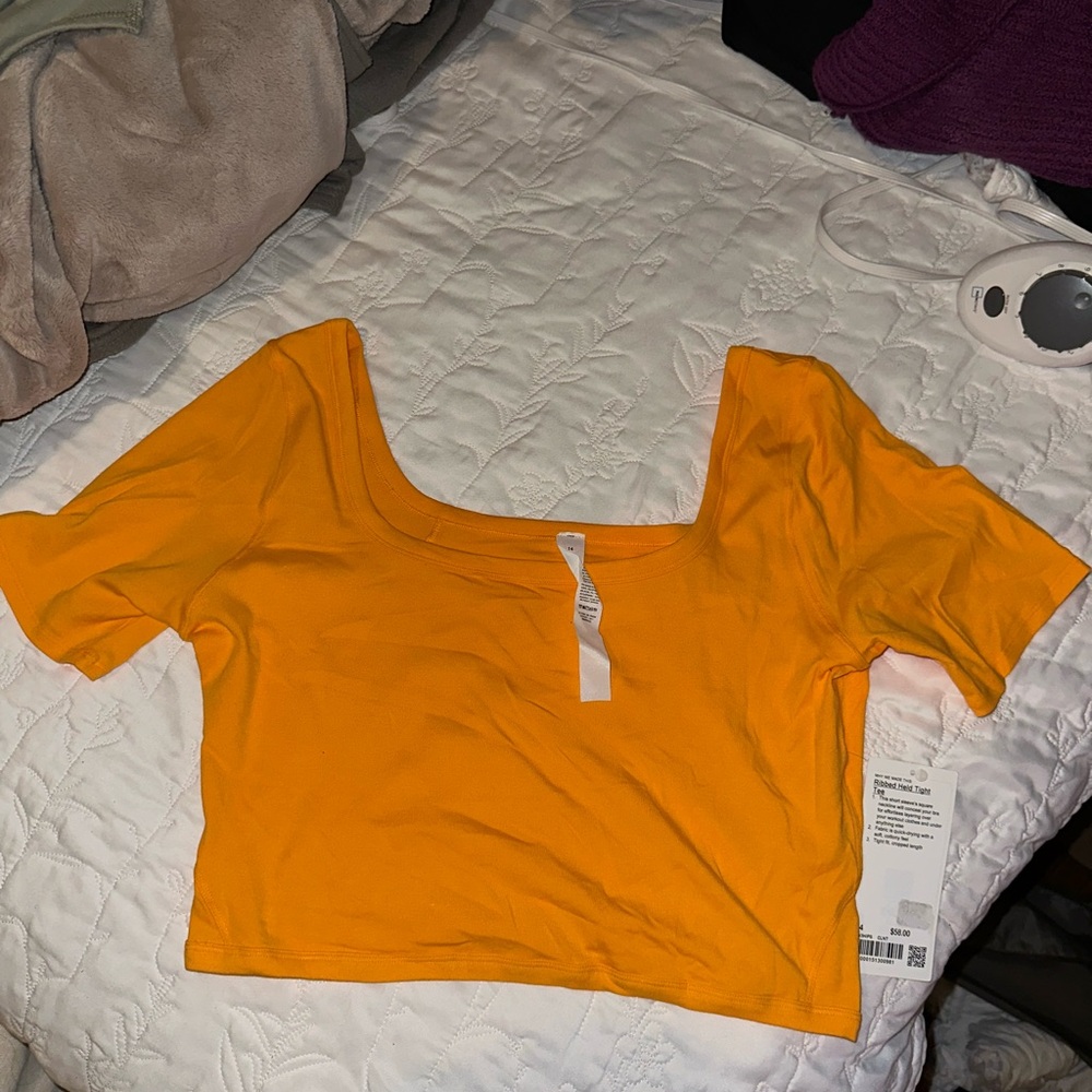 Lululemon Tee